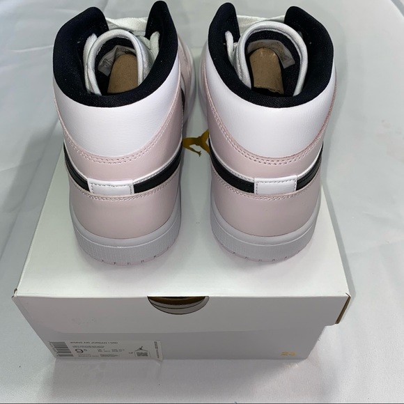 Nike Air Jordan 1 Mid Women’s Barely Rose 9.5W New - Picture 6 of 6
